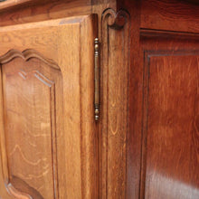 Load image into Gallery viewer, x SOLD Pair of Vintage Lamp Cabinets, pair of Bedside Table, Lamp tables Hall Cabinets. B10957