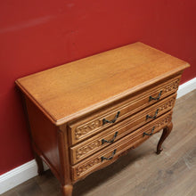 Load image into Gallery viewer, x SOLD Vintage French Chest of Drawers French Oak Three Drawer Chest Hall Entry Cabinet B10955