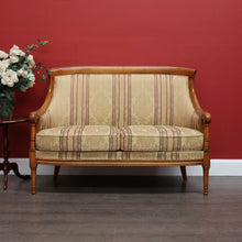 Load image into Gallery viewer, x SOLD Vintage French Settee, 2 Seat Sofa, Lounge, Vintage Hall Chair Gold and Burgundy. B10443