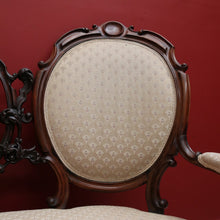 Load image into Gallery viewer, x SOLD Antique English Chaise, Oval Back Medallion Settee, English Rosewood Lounge B11121