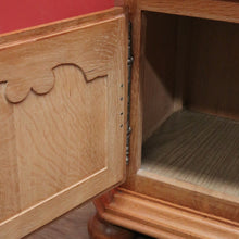 Load image into Gallery viewer, x SOLD Vintage French Lamp Tables, Pair of Vintage Bedside Tables, Bedside Cabinets B11026
