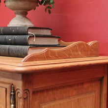 Load image into Gallery viewer, x SOLD Pair of Vintage French Bedside Table, Lamp Tables, Side Tables, Bedside Cabinets B10886