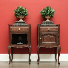 Load image into Gallery viewer, A Set of Vintage French Oak Bedside Cabinets, Bedside Tables Lamp Side Tables B10563