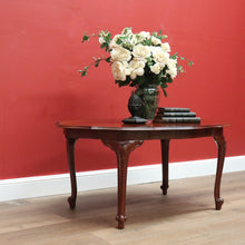 Load image into Gallery viewer, x SOLD Vintage French Mahogany Cabriole Leg Shaped Top Coffee Lamp side Table B10692