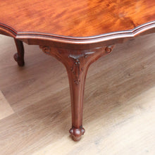 Load image into Gallery viewer, x SOLD Vintage French Mahogany Cabriole Leg Shaped Top Coffee Lamp side Table B10692