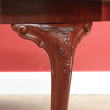 Load image into Gallery viewer, x SOLD Vintage French Mahogany Cabriole Leg Shaped Top Coffee Lamp side Table B10692