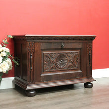 Load image into Gallery viewer, x SOLD Antique French Coffer French Oak Blanket Box Lift Lid Storage Trunk Coffee Table B10568