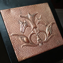 Load image into Gallery viewer, x SOLD Antique French Art Nouveau Copper and Iron Coal Scuttle Storage Box Magazine or Holder Kindling B10719