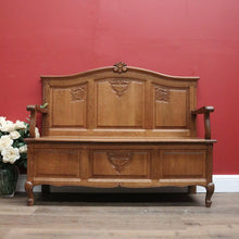 Load image into Gallery viewer, Vintage French Hall Settle, Entry Foyer Chair or Bench, Lift Lid Blanket Box B10588