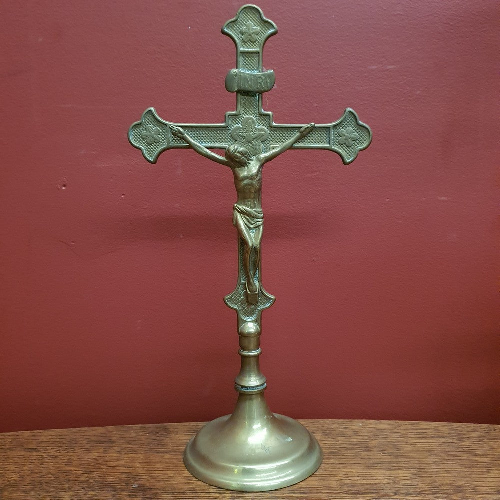 Antique Brass Crucifix, Cross, Jesus on the Cross, Home Worship or Devotion. B11611