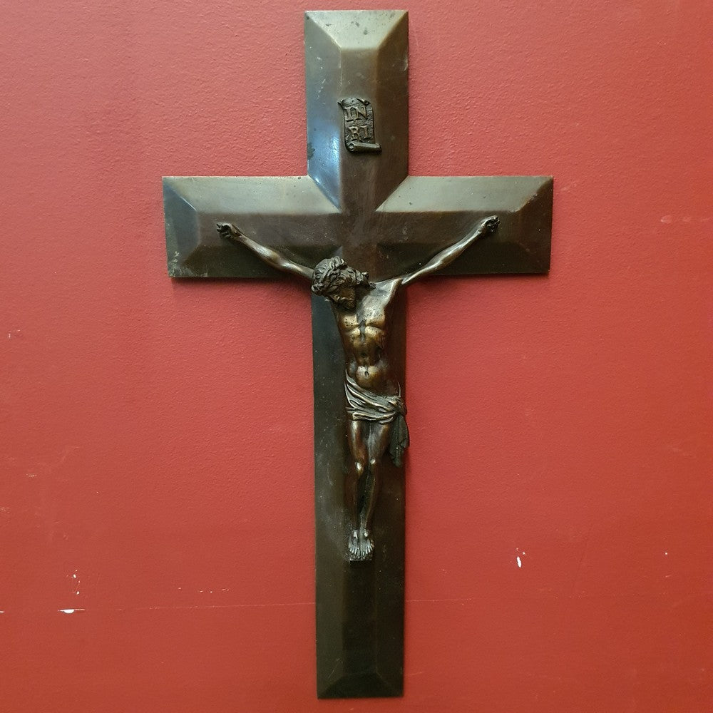 Antique Brass Crucifix, Cross, Jesus on the Cross, Home Worship or Devotion. B11592