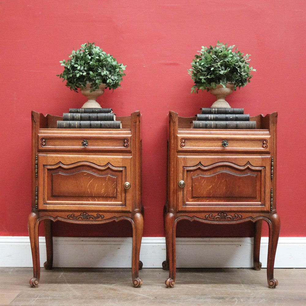 x SOLD A Pair of Vintage Lamp Table or Side Tables, Bedside Tables, French Oak. B11497
