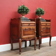 Load image into Gallery viewer, x SOLD A Pair of Vintage Lamp Table or Side Tables, Bedside Tables, French Oak. B11497
