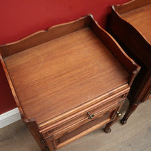 Load image into Gallery viewer, x SOLD A Pair of Vintage Lamp Table or Side Tables, Bedside Tables, French Oak. B11497

