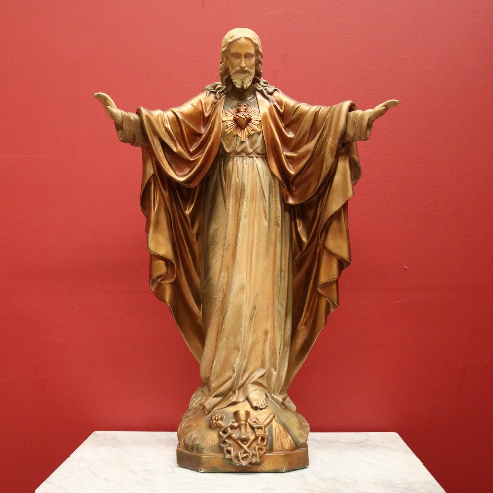 A large Gilt Tone Sacred Heart of Jesus Statue, Jesus with out stretched arm, Christ B11521