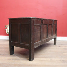Load image into Gallery viewer, Antique French Coffer, Lift Lid Blanket Box, Storage Trunk or Bedroom Chest. B11698

