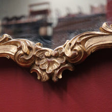 Load image into Gallery viewer, Vintage Italian Mirror, Florentine (Italy) Gilt Framed Shield-Shaped Wall Mirror. B11311
