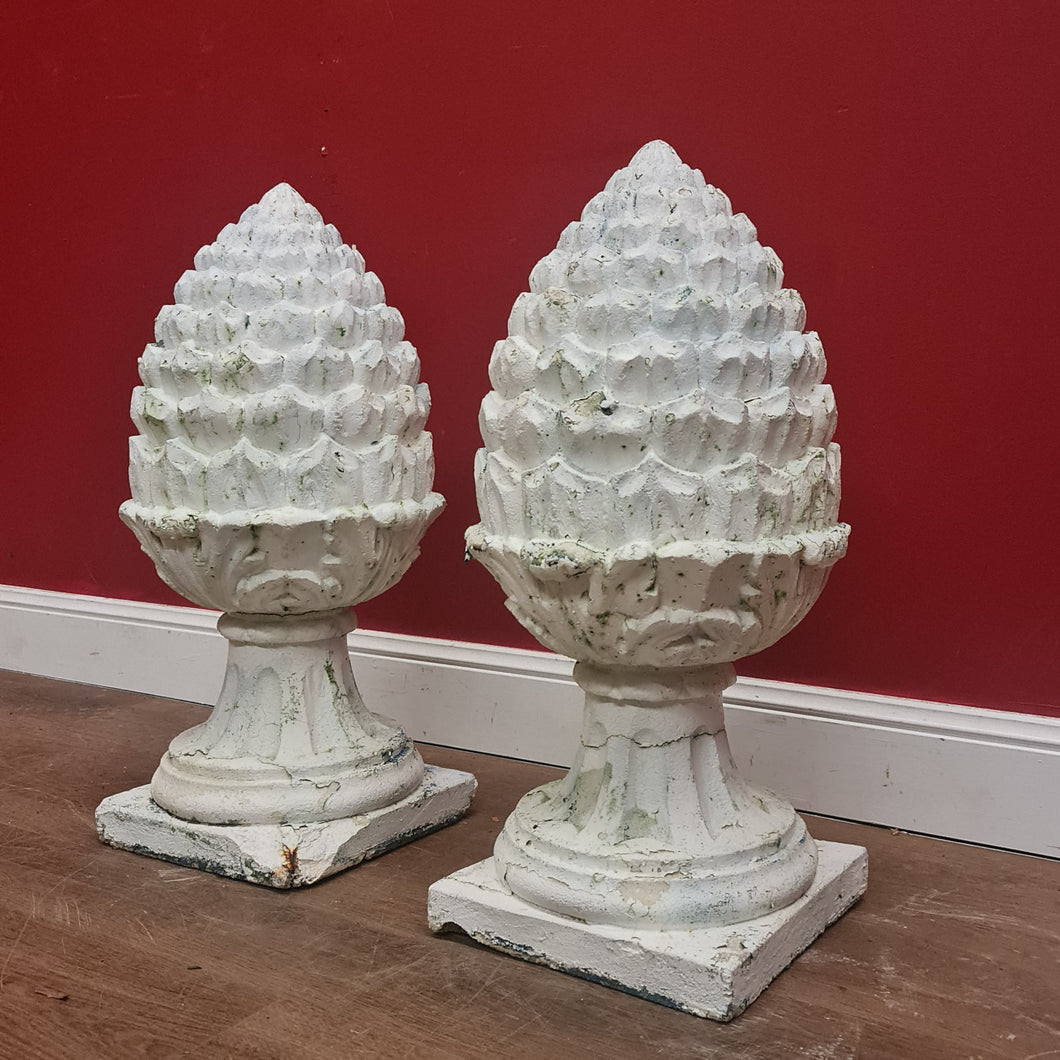 x SOLD A grand and impressive vintage pair of driveway or staircase Acorns, Architectural garden ornaments/statues. MP70-28081