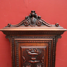 Load image into Gallery viewer, Antique French Walnut circa 1840-50 Bedroom, Throne Chair, Hall or Desk Chair. B11905
