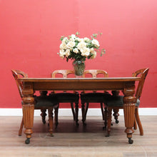 Load image into Gallery viewer, Antique English Oak Extending Dining Table with Joseph Fitter Winding Mechanism. B13057
