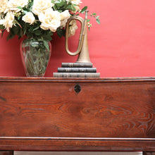 Load image into Gallery viewer, English Elm Blanket Box with Key, Original Paper Lining and Elegant Legs. B12661
