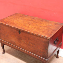 Load image into Gallery viewer, English Elm Blanket Box with Key, Original Paper Lining and Elegant Legs. B12661
