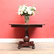 Load image into Gallery viewer, Antique English Mahogany Fold Over Tea Table Games Table or Parlour Table. B13050
