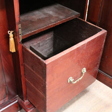 Load image into Gallery viewer, Antique English Mahogany and Flame Mahogany Inverted Breakfront Sideboard with Cellaret. B13081

