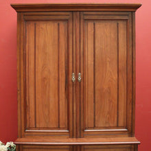 Load image into Gallery viewer, Antique Australian Gentleman&#39;s Press or Chest on Chest, Chest of Drawers. B12335

