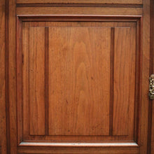 Load image into Gallery viewer, Antique Australian Gentleman&#39;s Press or Chest on Chest, Chest of Drawers. B12335
