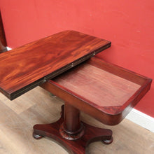 Load image into Gallery viewer, Antique English Mahogany Card Table or Fold Over Games Table or Hall Table. B12334

