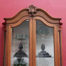 Load image into Gallery viewer, Vintage French Louis XV Style Walnut Vitrine Display Cabinet with Curved Glass. B13117
