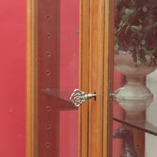Load image into Gallery viewer, Vintage French Louis XV Style Walnut Vitrine Display Cabinet with Curved Glass. B13117
