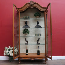 Load image into Gallery viewer, Vintage French Louis XV Style Walnut Vitrine Display Cabinet with Curved Glass. B13117
