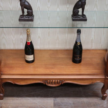Load image into Gallery viewer, Vintage French Louis XV Style Walnut Vitrine Display Cabinet with Curved Glass. B13117
