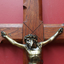 Load image into Gallery viewer, Large Antique French Oak and Brass Wooden Crucifix with Carved Thorn Detail. B12798
