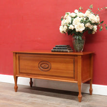 Load image into Gallery viewer, Vintage Australian Maple Lift Lid Blanket Box with Carved Floral Medallion Panel. B13125
