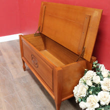 Load image into Gallery viewer, Vintage Australian Maple Lift Lid Blanket Box with Carved Floral Medallion Panel. B13125
