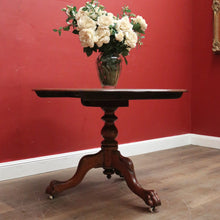 Load image into Gallery viewer, Antique Australian Cedar Dining Table with Pedestal Base and Lion Paw Feet. B12472
