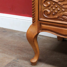 Load image into Gallery viewer, Vintage French Cabinet with Three Felt Lined Drawers for Jewellery or Silverware. B12863
