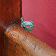 Load image into Gallery viewer, Antique Australian Cedar Church Pew with Carved Gothic Quatrefoil Ends. B13145
