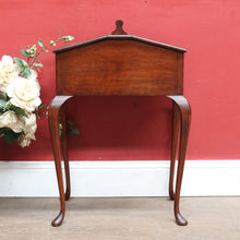 Load image into Gallery viewer, Antique English Mahogany Queen Anne Style Sewing Table with Lift Up Lid, Sliding Interior Tray and Cabriole Legs. B13163
