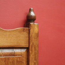 Load image into Gallery viewer, x SOLD Antique French Oak Hall Seat/Veranda Seat with Scalloped Detailing and Turned Legs. B12292
