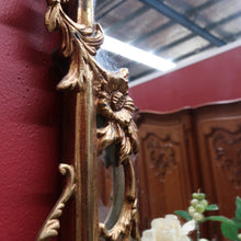 Load image into Gallery viewer, Italian Florentine Gilt Wall Mirror in Brass – Vintage Wall Decor B12864
