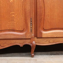 Load image into Gallery viewer, Antique French Oak 4 Door Breakfront Wardrobe Armoire with Hanging Rail and Shelves. B12804
