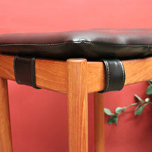 Load image into Gallery viewer, Pair of Retro Parker Mid-Century Bar Stools – Original Black Vinyl - Button Seats. B12513
