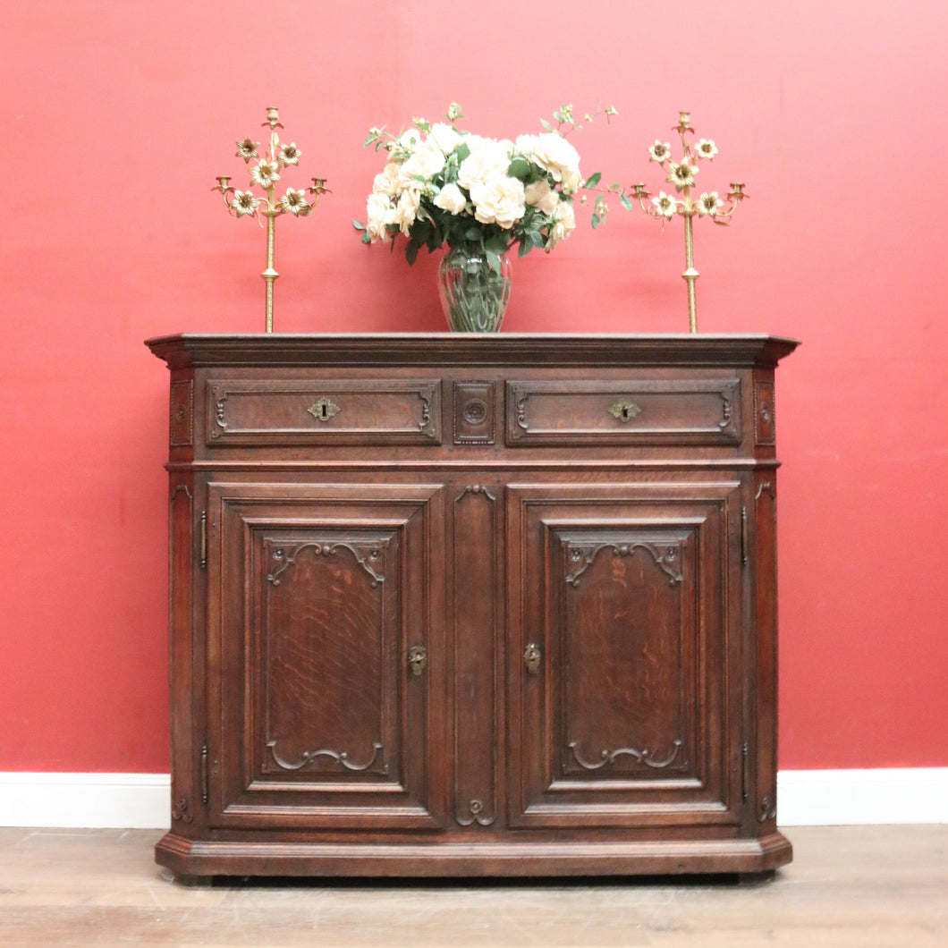 French Oak Sideboard Cabinet c.1810 – 2 Doors, 2 Drawers, Plate Rack. B12281