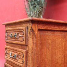Load image into Gallery viewer, x SOLD French Oak Five Drawer Chest Cabriole Legs Brass Handles Vintage. B12807
