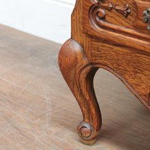 Load image into Gallery viewer, x SOLD French Oak Five Drawer Chest Cabriole Legs Brass Handles Vintage. B12807
