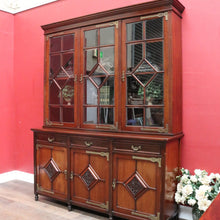 Load image into Gallery viewer, Antique English Walnut Six Door Bookcase Display Cabinet Astragal Doors. B12972
